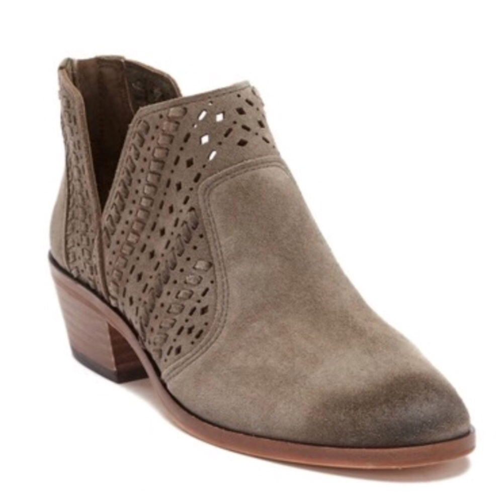 NWT Vince Camuto Prasata Bootie - Foxy Verona 5.5